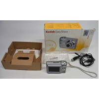 Kodak EasyShare C813 8.2MP Digital Camera - Silver Image 1