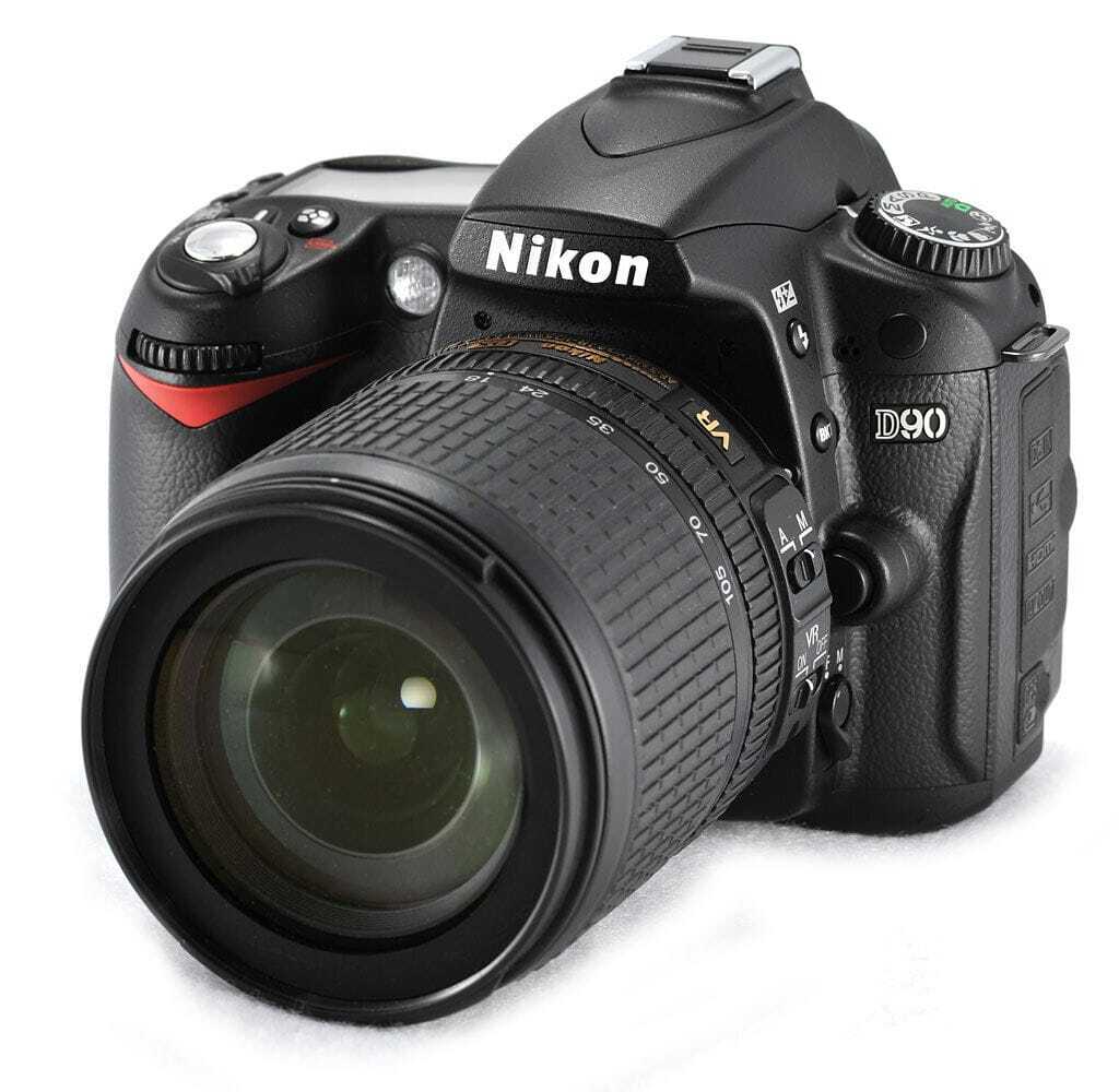 nikon d90 body price