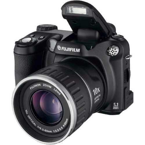 Fujifilm FinePix S5600 Digital Camera 5.1MP w/Carry Bag